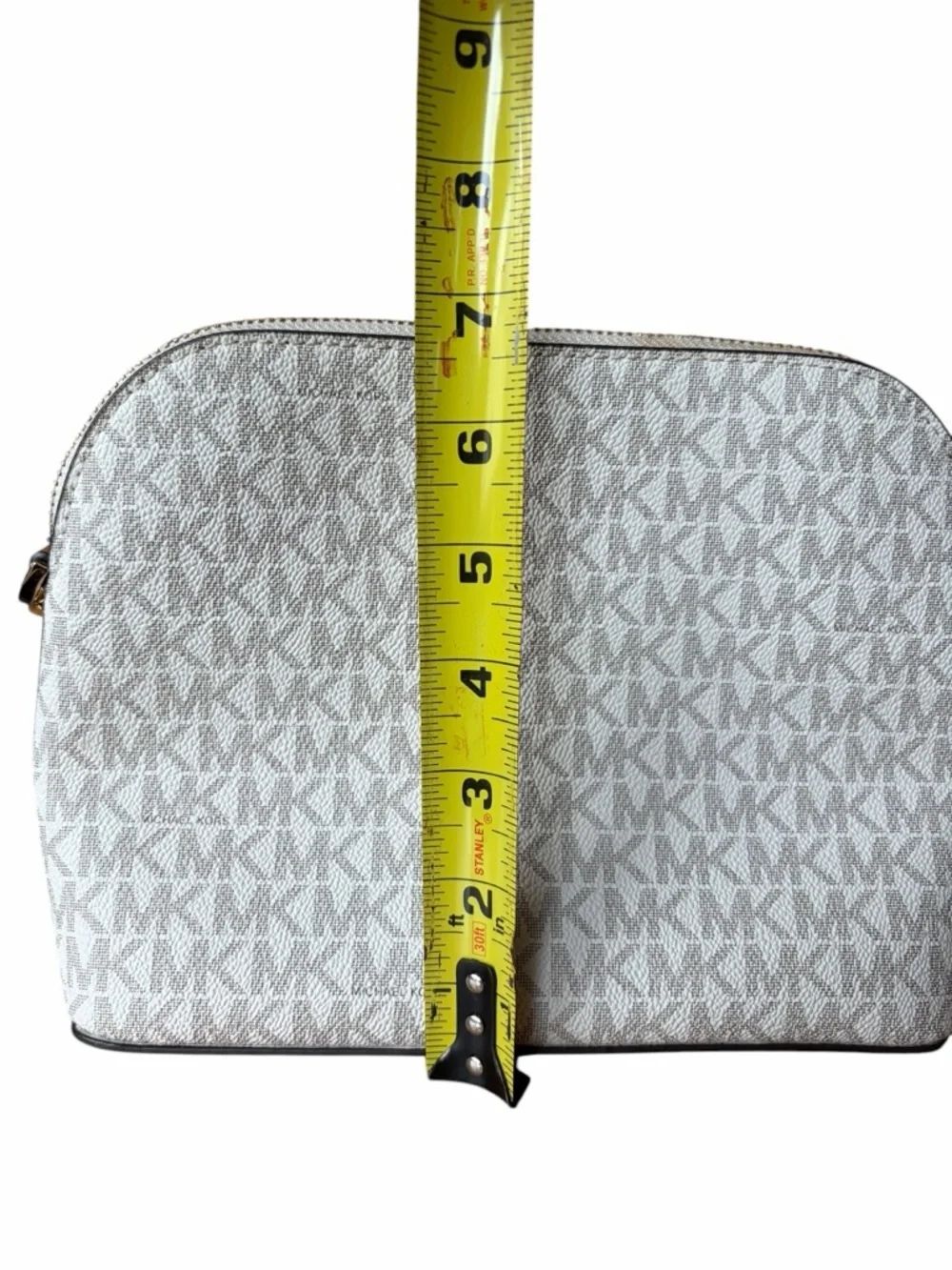 Michael Kors Jet Set Travel Md Dome Crossbody Vanilla 35F1GTVC6B